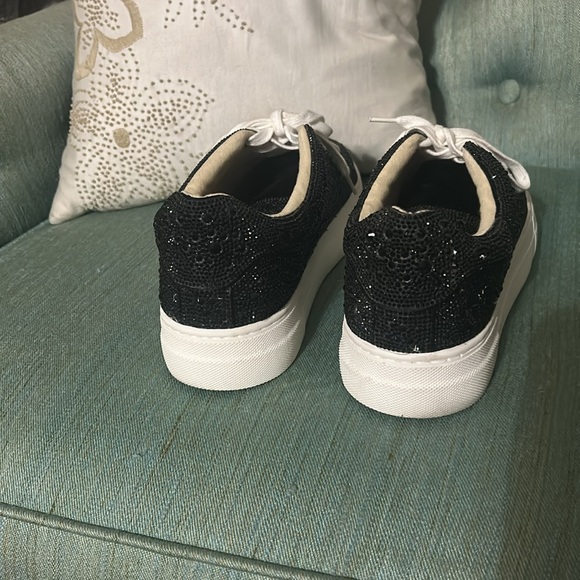 Betsy Johnson glittery sneakers - Picture 4 of 6